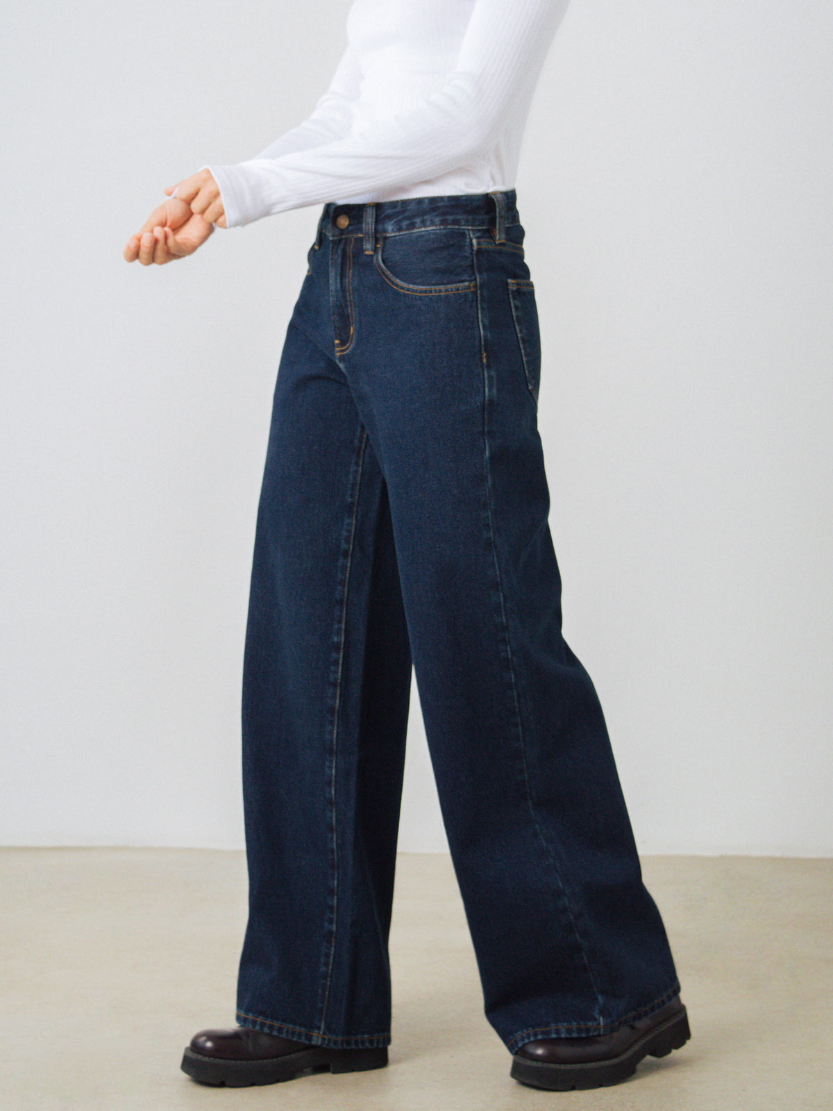 Jeans a zampa larga